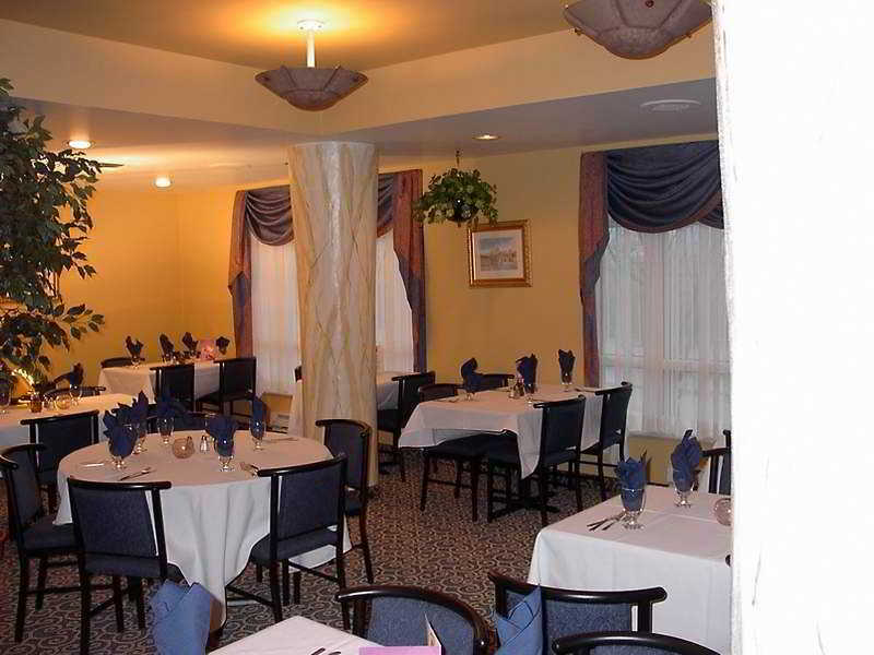 Monte Carlo Inn Oakville Suites Buitenkant foto